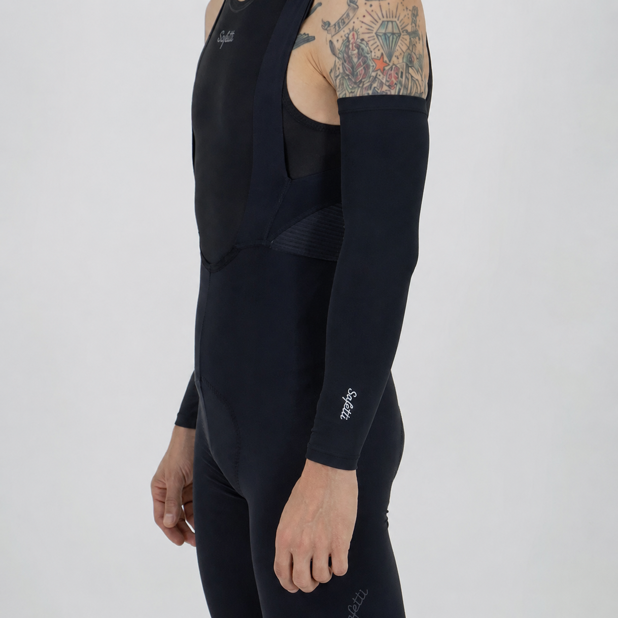MANGUILLA CICLISMO ESSENTIALS NERO UNISEX